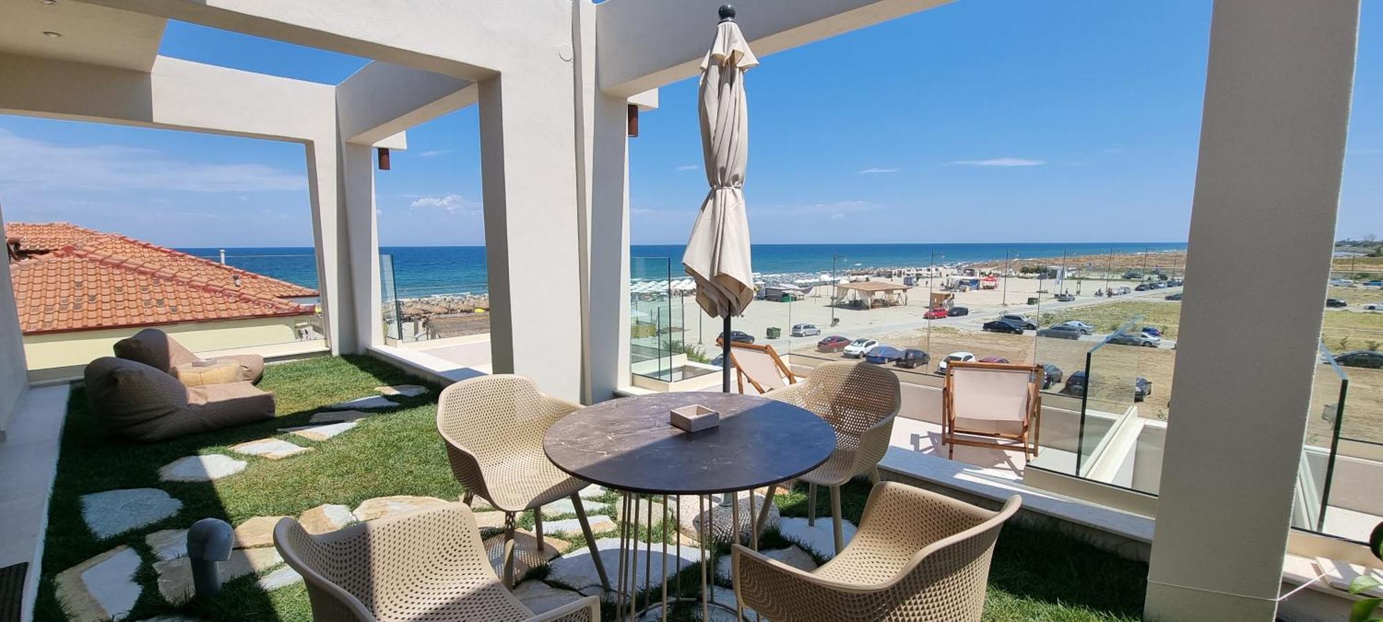 ネイポリ Pantheon Sea Viewアパートホテル 部屋 写真